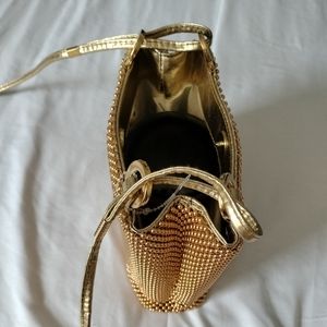 Vintage Gold Metal ShoulderCrossbody Bag Purse Handbag Excellent Condition Small